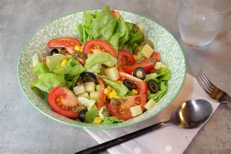 salade composée avec salade verte
